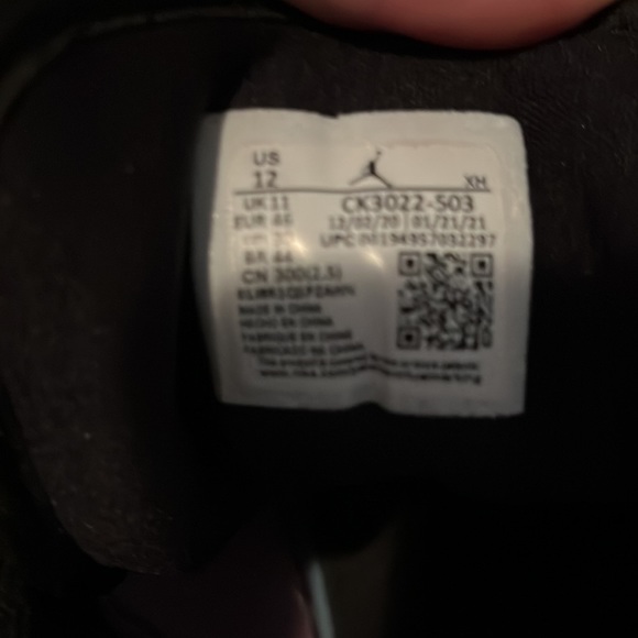 Jordan 1 Low - Picture 4 of 4